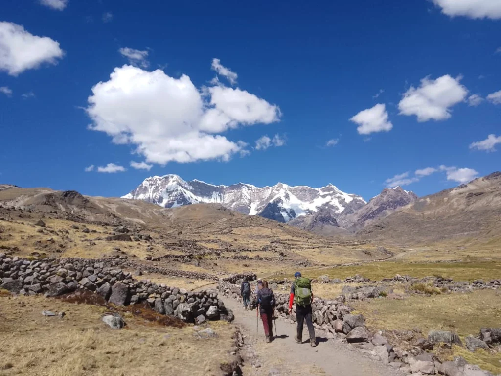 Alternative places to Rainbow Mountain